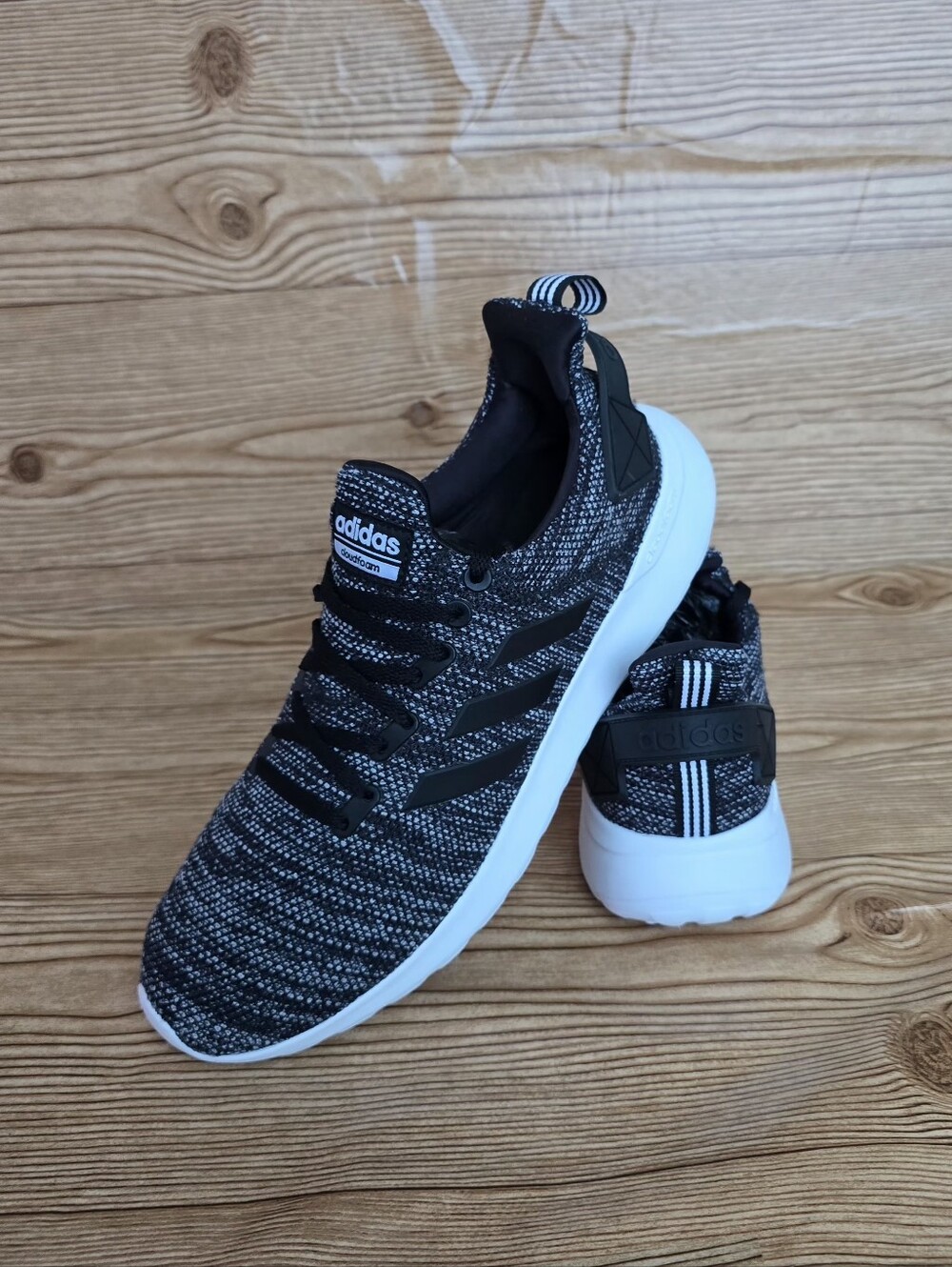 Adidas Lite Racer Sneakers